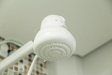 Banheiro de kitnet/studio para alugar com 1 quarto, 36m² em Vila Granada, São Paulo