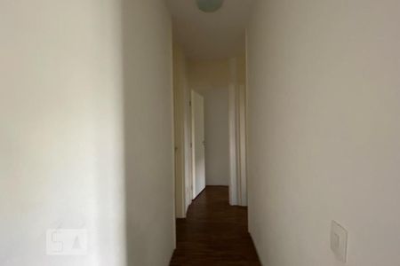Corredor de apartamento para alugar com 2 quartos, 54m² em Vila Praia, São Paulo