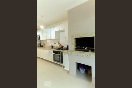 Casa à venda com 150m², 3 quartos e 1 vaga Casa à venda com 150m², 3 quartos e 1 vagaCozinha
