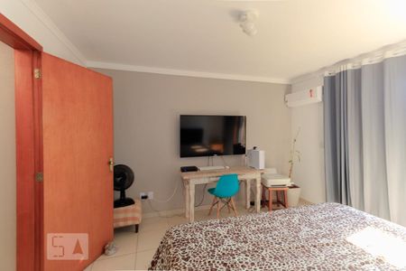 Casa à venda com 150m², 3 quartos e 1 vaga Casa à venda com 150m², 3 quartos e 1 vagaSuíte 1