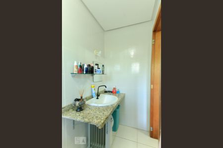 Casa à venda com 150m², 3 quartos e 1 vaga Casa à venda com 150m², 3 quartos e 1 vagaBanheiro da suíte 2