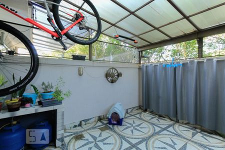 Casa à venda com 150m², 3 quartos e 1 vaga