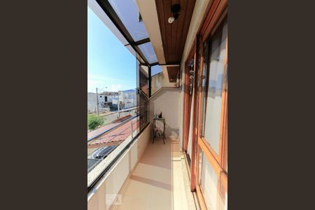 Casa à venda com 150m², 3 quartos e 1 vaga Casa à venda com 150m², 3 quartos e 1 vagaSacada da suíte 1