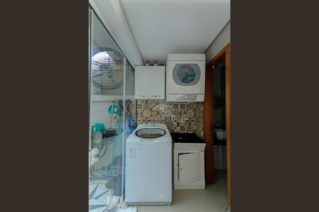 Casa à venda com 150m², 3 quartos e 1 vaga Casa à venda com 150m², 3 quartos e 1 vagaÁrea de serviço