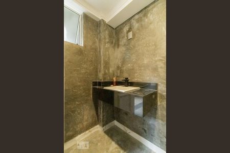 Casa à venda com 260m², 4 quartos e 3 vagasBanheiro -  Piso Inferior