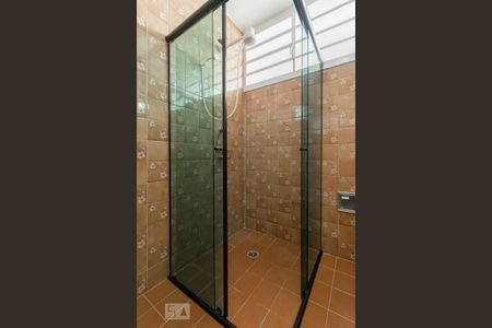 Casa à venda com 260m², 4 quartos e 3 vagasBanheiro da Suíte 1 