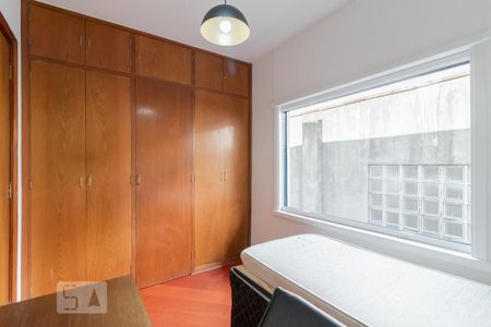 Casa à venda com 260m², 4 quartos e 3 vagasQuarto 3 - Suíte 