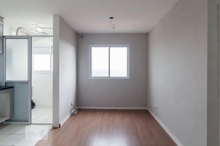 Sala de apartamento para alugar com 2 quartos, 43m² em Cidade Satelite Santa Barbara, São Paulo