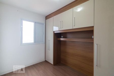 Quarto 2 de apartamento para alugar com 2 quartos, 43m² em Cidade Satelite Santa Barbara, São Paulo