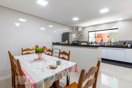 Casa à venda com 200m², 3 quartos e 2 vagasSala de Jantar