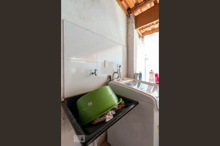 Casa à venda com 200m², 3 quartos e 2 vagasÁrea de Serviço