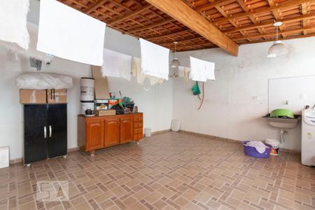 Casa à venda com 200m², 3 quartos e 2 vagasÁrea de Serviço