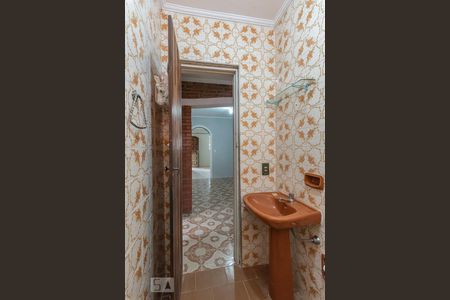 Casa à venda com 150m², 2 quartos e 1 vaga Casa à venda com 150m², 2 quartos e 1 vagaBanheiro