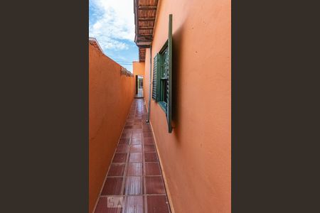 Casa à venda com 150m², 2 quartos e 1 vaga Casa à venda com 150m², 2 quartos e 1 vagaQuintal