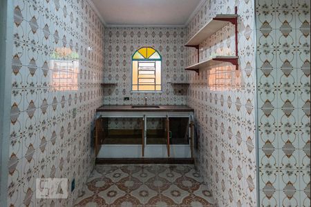 Casa à venda com 150m², 2 quartos e 1 vaga Casa à venda com 150m², 2 quartos e 1 vagaCozinha - Armários