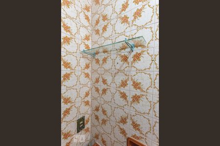 Casa à venda com 150m², 2 quartos e 1 vaga Casa à venda com 150m², 2 quartos e 1 vagaDetalhe do banheiro