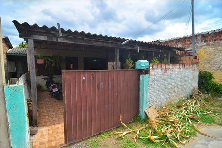 Fachada de casa à venda com 3 quartos, 120m² em Estância Velha, Canoas