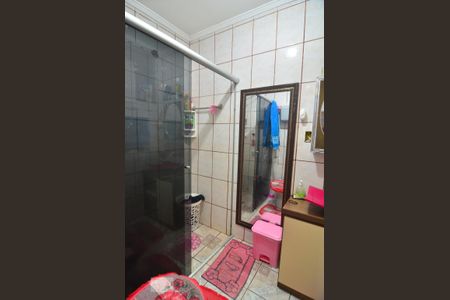 Banheiro de casa à venda com 3 quartos, 120m² em Estância Velha, Canoas