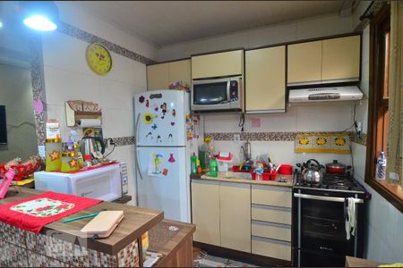 Cozinha de casa à venda com 3 quartos, 120m² em Estância Velha, Canoas