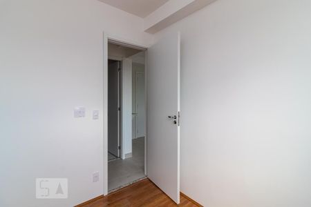 Quarto 1 de apartamento para alugar com 2 quartos, 33m² em Jardim Planalto, São Paulo