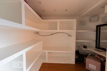 Casa à venda com 201m², 3 quartos e 6 vagasSuite 1