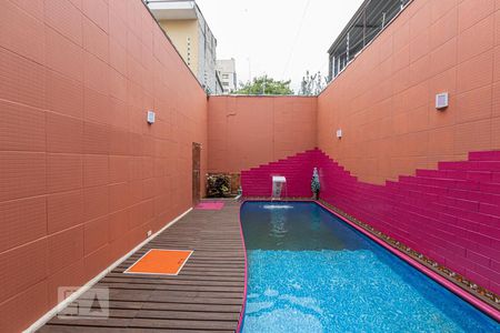 Casa à venda com 201m², 3 quartos e 6 vagasÁrea comum - Piscina