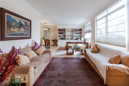 Sala de apartamento para alugar com 3 quartos, 160m² em Cerqueira César, São Paulo