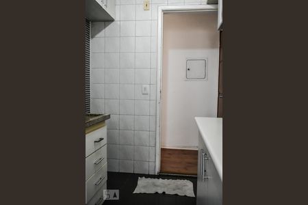 Apartamento para alugar com 60m², 2 quartos e 2 vagasCozinha 