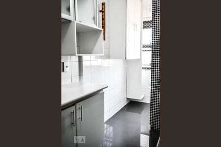 Apartamento para alugar com 60m², 2 quartos e 2 vagasCozinha 