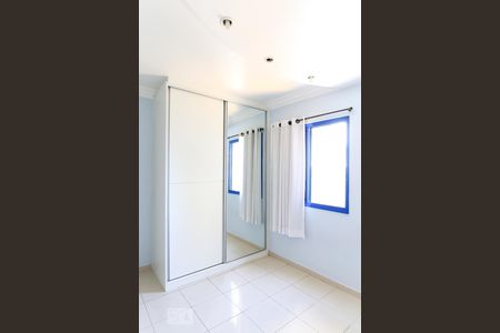 Apartamento para alugar com 86m², 3 quartos e 1 vagaQuarto