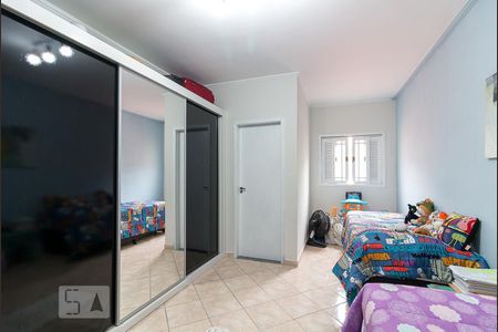 Quarto 1 suíte de casa à venda com 2 quartos, 100m² em Jardim Terezópolis, Guarulhos