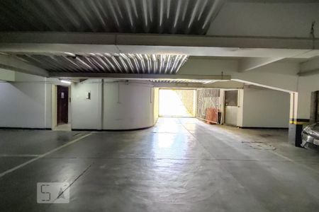 Garagem de apartamento para alugar com 4 quartos, 300m² em Funcionários, Belo Horizonte