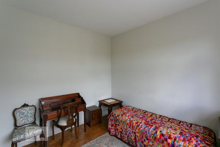 Apartamento para alugar com 300m², 4 quartos e 2 vagas Apartamento para alugar com 300m², 4 quartos e 2 vagasQuarto 2