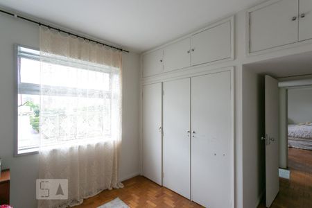 Apartamento para alugar com 300m², 4 quartos e 2 vagas Apartamento para alugar com 300m², 4 quartos e 2 vagasQuarto 2