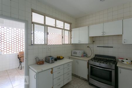 Cozinha de apartamento para alugar com 4 quartos, 300m² em Funcionários, Belo Horizonte