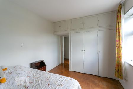 Apartamento para alugar com 300m², 4 quartos e 2 vagas Apartamento para alugar com 300m², 4 quartos e 2 vagasQuarto 3