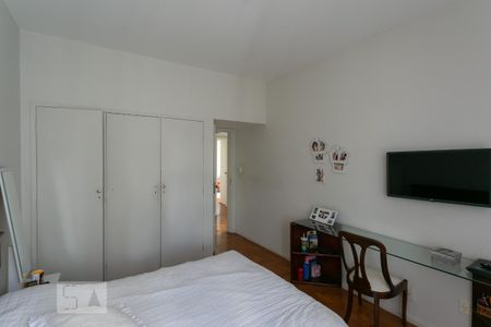 Apartamento para alugar com 300m², 4 quartos e 2 vagas Apartamento para alugar com 300m², 4 quartos e 2 vagasQuarto 4