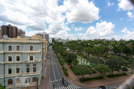 Apartamento para alugar com 300m², 4 quartos e 2 vagas Apartamento para alugar com 300m², 4 quartos e 2 vagasQuarto 3