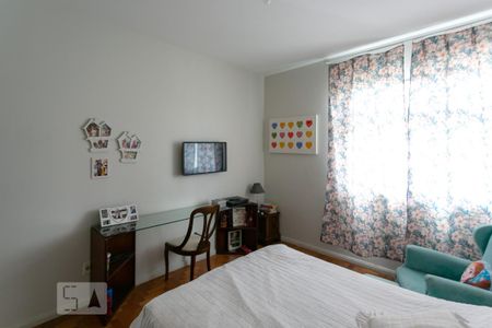 Apartamento para alugar com 300m², 4 quartos e 2 vagas Apartamento para alugar com 300m², 4 quartos e 2 vagasQuarto 4