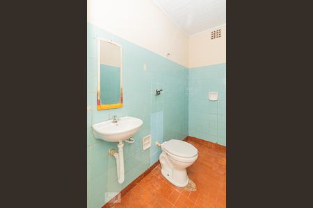 Casa à venda com 88m², 3 quartos e 1 vagaBanheiro