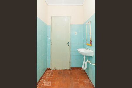 Casa à venda com 88m², 3 quartos e 1 vagaBanheiro