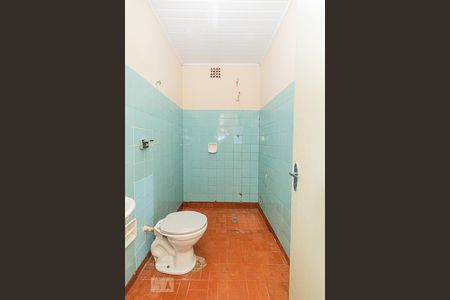 Casa à venda com 88m², 3 quartos e 1 vagaBanheiro