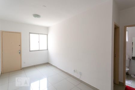 Sala de Apartamento com 2 quartos, 58m² Sagrada Família