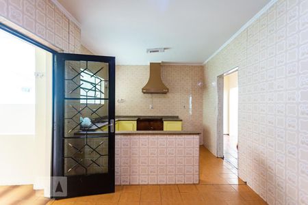 Casa à venda com 310m², 3 quartos e 4 vagas Casa à venda com 310m², 3 quartos e 4 vagasCozinha