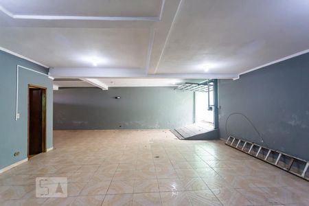 Casa à venda com 310m², 3 quartos e 4 vagas Casa à venda com 310m², 3 quartos e 4 vagasGaragem