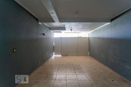 Casa à venda com 310m², 3 quartos e 4 vagas Casa à venda com 310m², 3 quartos e 4 vagasGaragem