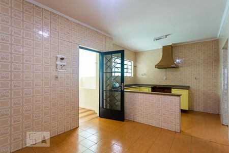 Casa à venda com 310m², 3 quartos e 4 vagas Casa à venda com 310m², 3 quartos e 4 vagasCozinha