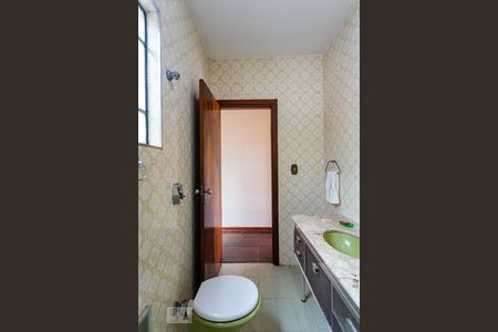 Casa à venda com 310m², 3 quartos e 4 vagas Casa à venda com 310m², 3 quartos e 4 vagasBanheiro