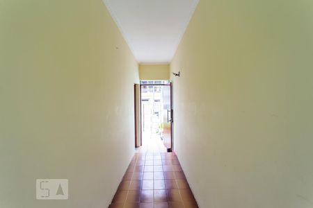 Casa à venda com 310m², 3 quartos e 4 vagas Casa à venda com 310m², 3 quartos e 4 vagasCorredor
