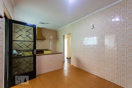 Casa à venda com 310m², 3 quartos e 4 vagas Casa à venda com 310m², 3 quartos e 4 vagasCozinha